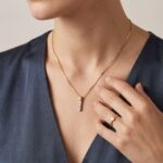 Christian gouden collier en hanger met diamanten