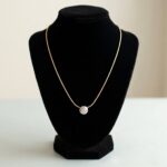 Gouden collier met hanger