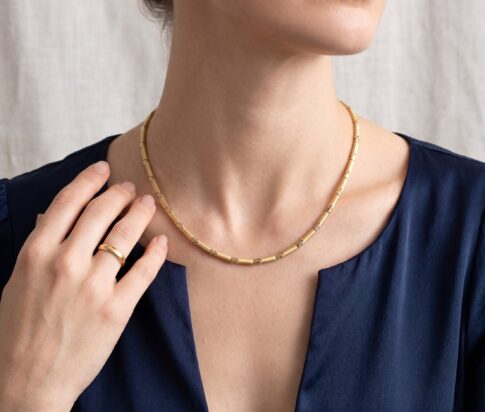 Christian bicolor gouden collier