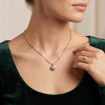 Gouden collier en hanger met briljanten