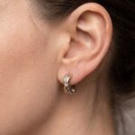 Bicolor gouden oorbellen met diamant