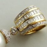 18 karaat gouden cliphanger met Akoya parel