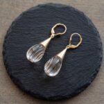 Gouden bergkristal oorbellen