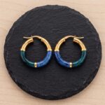 Gouden oorbellen met emaille