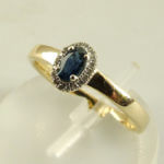 14 karaat gouden ring met saffier en diamanten
