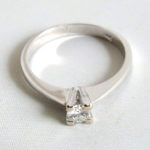 14 karaat wit gouden ring met diamant