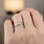 Bicolor gouden ring met 1 diamant