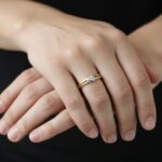 Bicolor gouden ring met 1 diamant