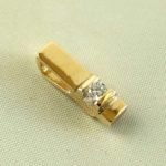 Geel- en wit gouden hanger met diamant