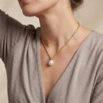 Gouden hanger met parel en diamant