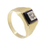 Gouden zirkonia en onyx ring.jpg