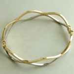 Bicolor golvende slavenarmband