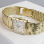 Gouden Omega horloge