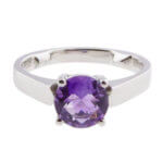 Wit gouden ring met solitair amethyst