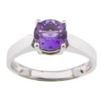 Wit gouden ring met solitair amethyst