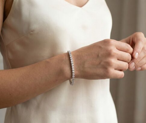 Wit gouden tennisarmband met zirkonia