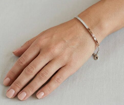 Christian wit gouden armband met zirkonia