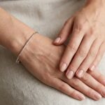 Christian wit gouden armband met zirkonia