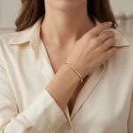 Gouden slavenarmband met diamanten