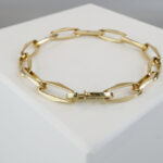 Gouden armband closed forever