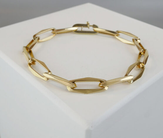 Gouden armband closed forever