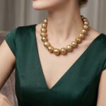 Goudkleurige zoetwaterparel collier