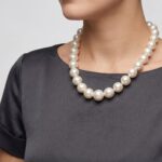 Christian witte zoetwaterparel collier
