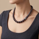 Christian antraciet parel collier