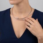 Wit gouden spang met diamanten
