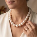 Christian witte zoetwaterparel collier