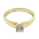 14 karaats solitair ring met zirkonia