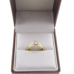 14 karaats solitair ring met zirkonia