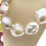Barok parel collier met zoutzee parels