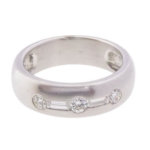 Christian ring wit goud met diamanten