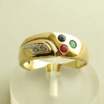 Gouden ring met saffier, diamant, robijn, smaragd