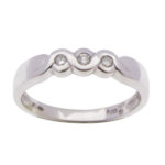 Wit gouden ring met 3 briljanten
