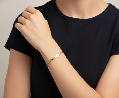 Geel gouden naamplaat armband