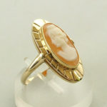 Geel gouden camee ring