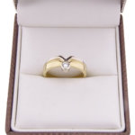 14 karaat Christian gouden zirkonia ring