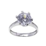 Wit gouden Swarovski zirconia ringWit gouden Swarovski zirconia ring