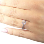 Wit gouden ring met Swarovski zirconia