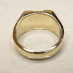 14 karaat gouden cachet ring met diamant