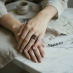 Zilveren ring met granaat