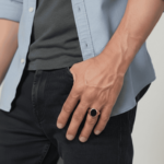 Geel gouden zegelring met heliotroop