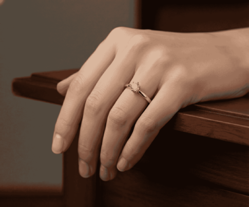 14 karaat gouden ring met diamant