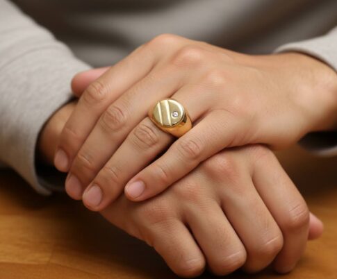 Christian wit en geel gouden cachet ring