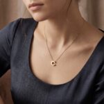 Gouden ketting met C hanger