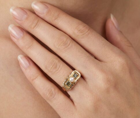 Geel gouden ring met parel en beryl