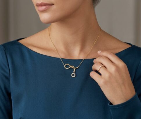 Geel gouden cirkel zirkonia hanger