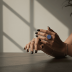 Geel gouden lagensteen cachet ring